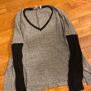 Maternity Sweaters! Black and white long sleeve sweater!